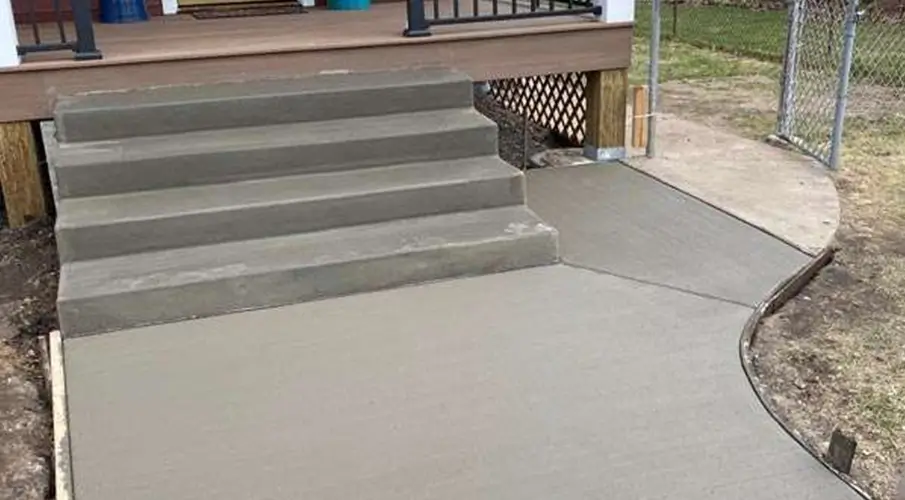 outdoor-concrete-projects-residential-concrete-steps-oakdale